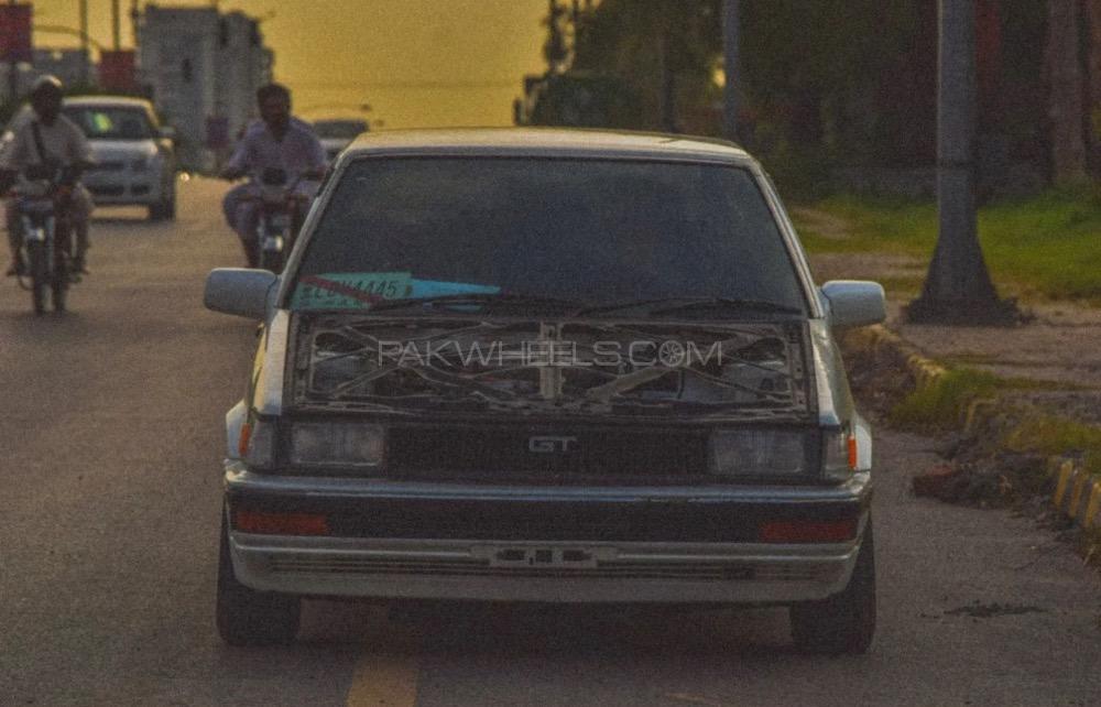 ٹویوٹا کرولا - 1986  Image-1