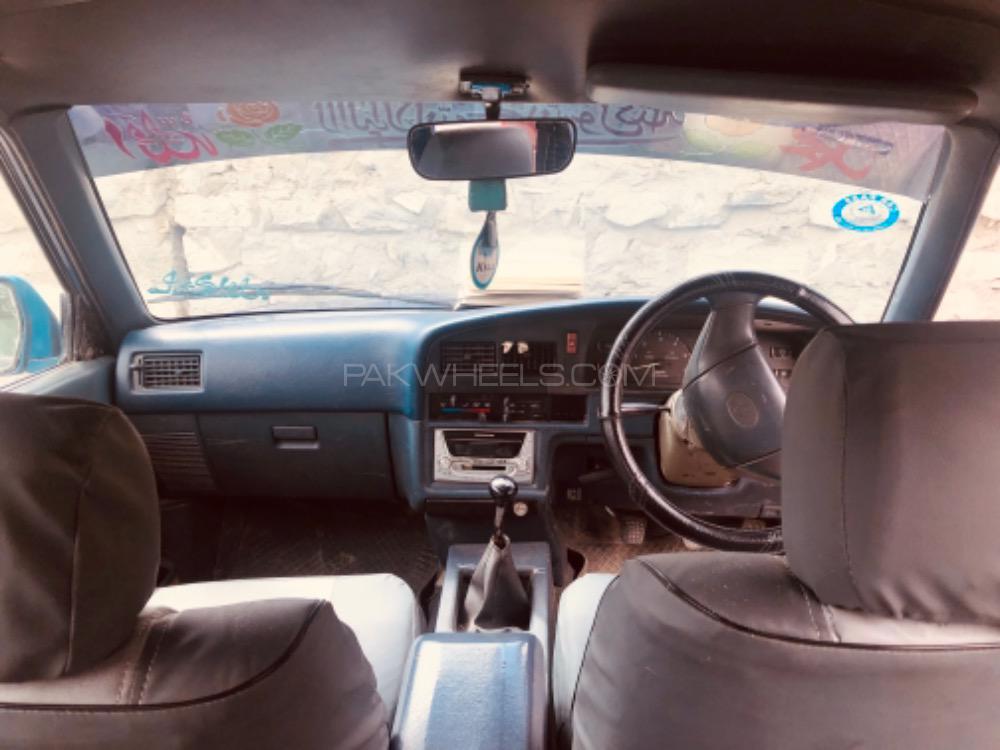 ٹویوٹا پِک اپ 1992 for Sale in سوات ٹویوٹا پِک اپ 1992 for Sale in سوات Image-3