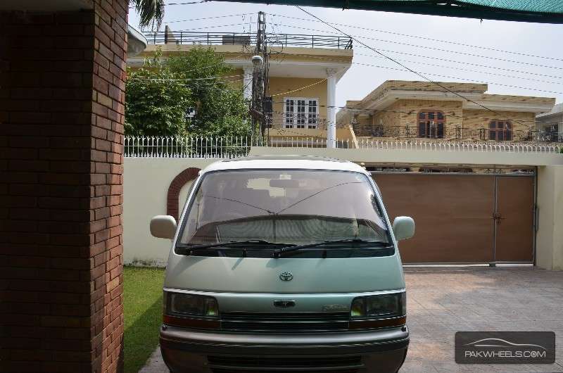 Toyota Hiace 1991 for Sale in Lahore Image-1