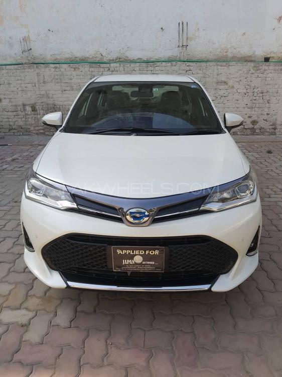 Toyota Corolla Axio 2018 for Sale in Rawalpindi Image-1