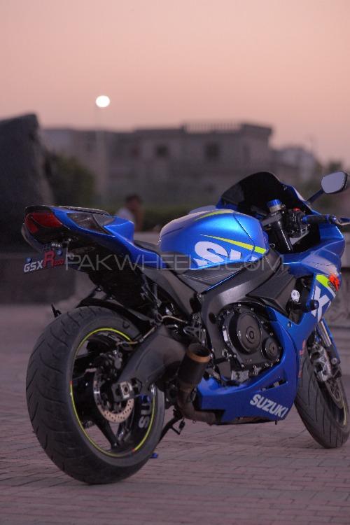 Suzuki GSX-R750 - 2018  Image-1
