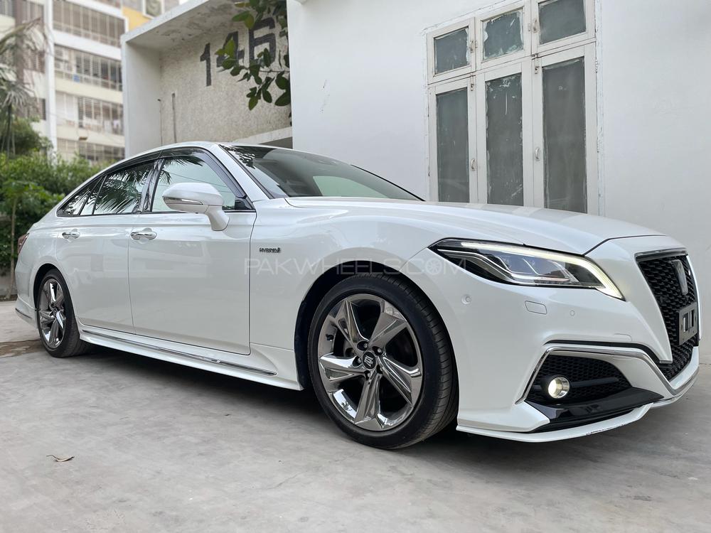 Toyota Crown 2018 for Sale in Karachi Image-1