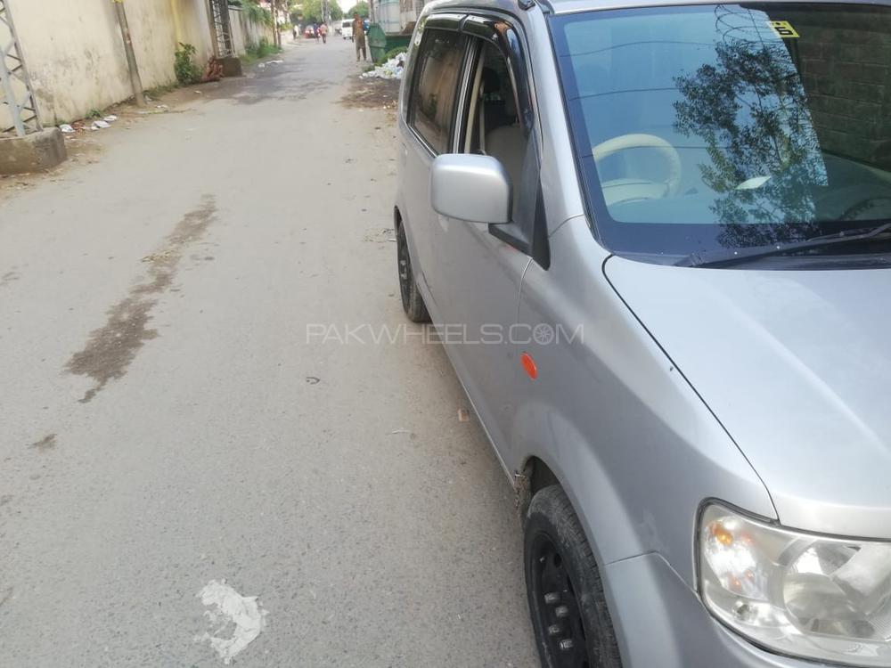 نسان اوٹی 2011 for Sale in لاہور نسان اوٹی 2011 for Sale in لاہور Image-10