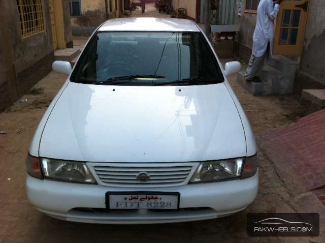 Nissan Sunny 1997 for Sale in Toba Tek Singh Image-1