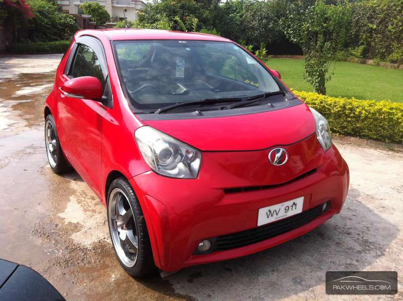 Toyota iQ 2008 for Sale in Islamabad Image-1