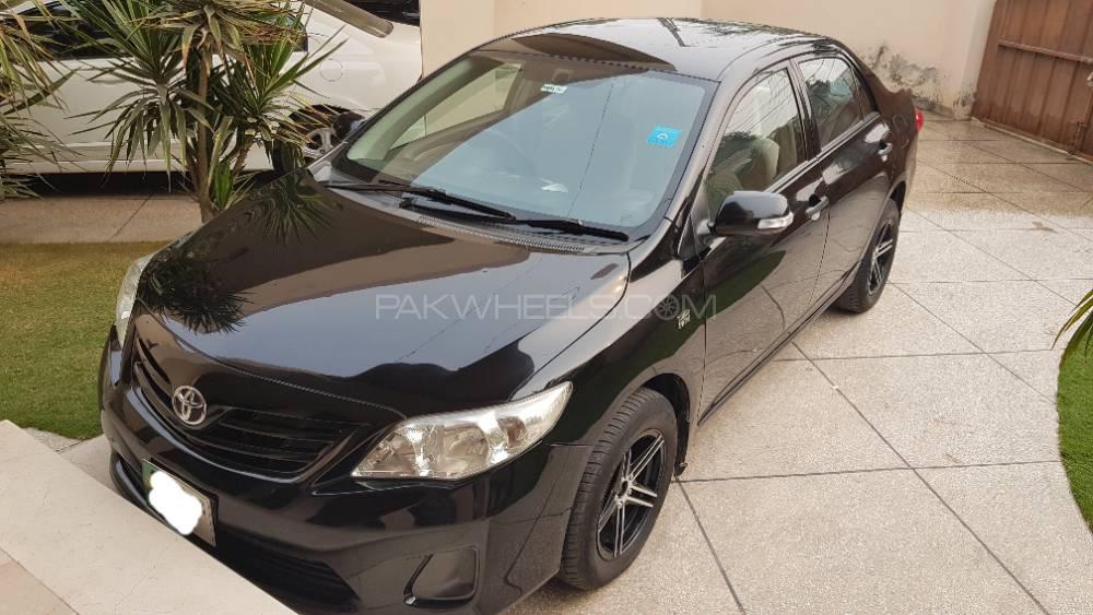 Toyota Corolla 2014 for Sale in Lahore Image-1