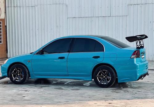 Honda Civic - 2004