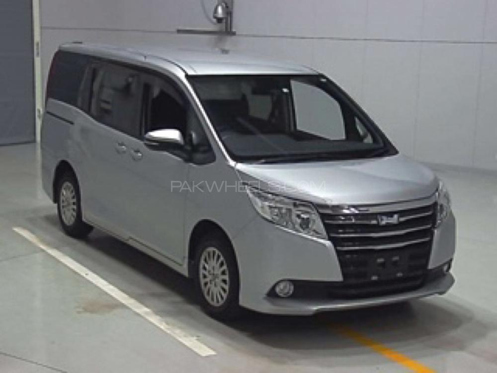 Toyota Noah 2016 for Sale in Lahore Image-1