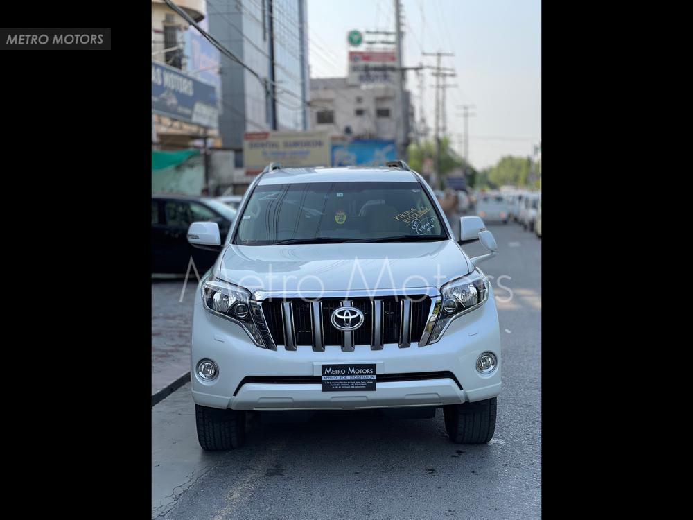 Toyota Prado 2016 for Sale in Lahore Image-1