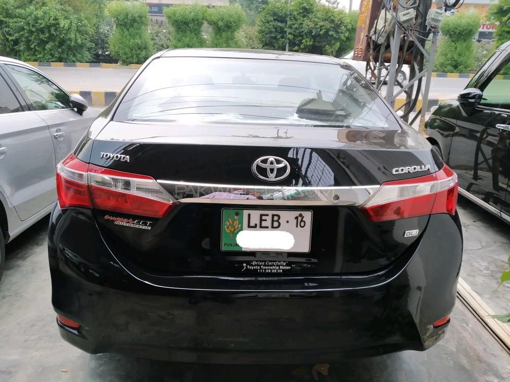 Toyota Corolla 2015 for Sale in Lahore Toyota Corolla 2015 for Sale in Lahore Image-8