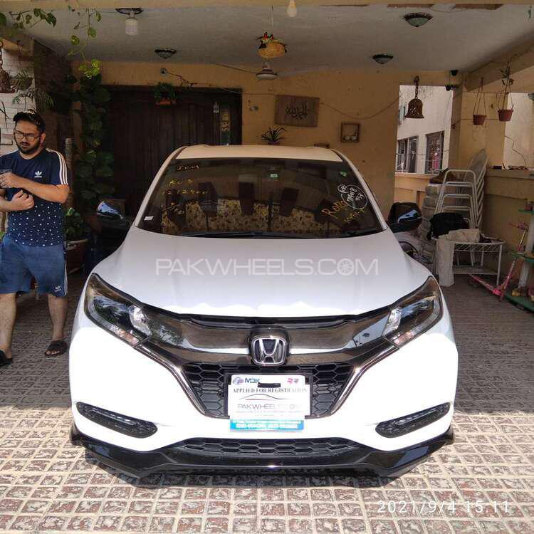 Honda Vezel 2016 for Sale in Islamabad Image-1