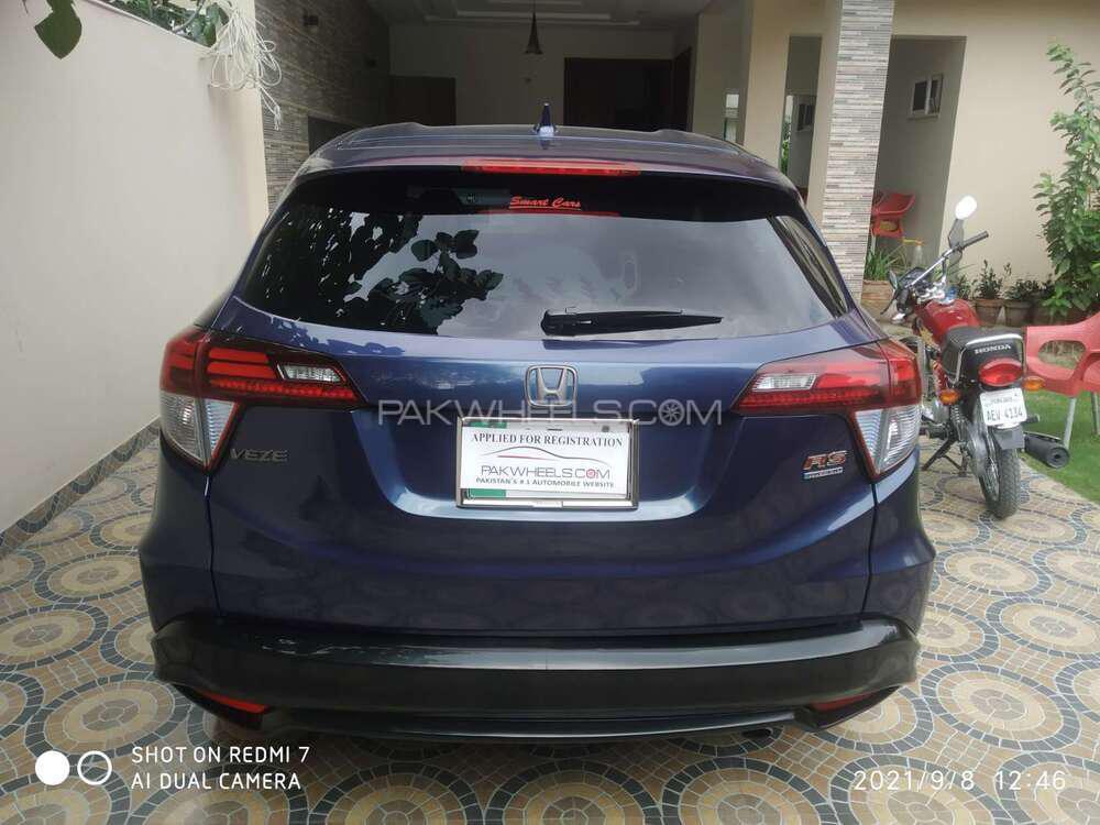Honda Vezel 2017 for Sale in Lahore Honda Vezel 2017 for Sale in Lahore Image-6