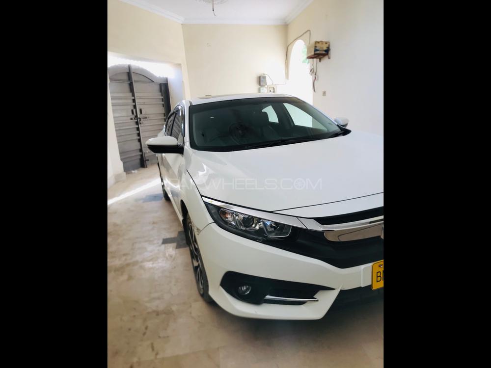 Honda Civic 2018 for Sale in Sadiqabad Image-1