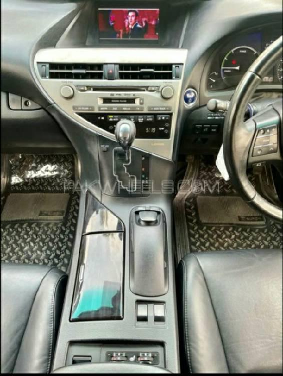 Lexus RX Series 2011 for Sale in Lahore Lexus RX Series 2011 for Sale in Lahore Image-8