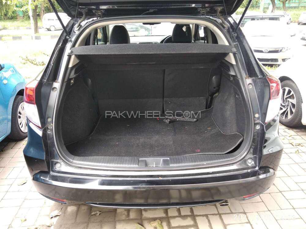 Honda Vezel 2015 for Sale in Islamabad Honda Vezel 2015 for Sale in Islamabad Image-7