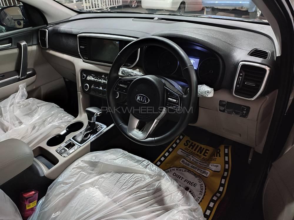 KIA Sportage 2021 for Sale in Peshawar KIA Sportage 2021 for Sale in Peshawar Image-2