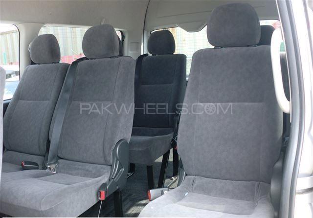 Toyota Hiace 2016 for Sale in Karachi Toyota Hiace 2016 for Sale in Karachi Image-11