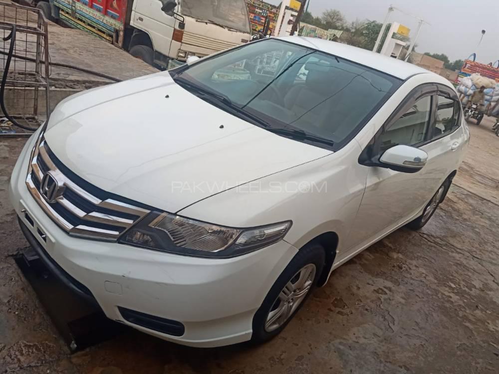 Honda City 2016 for Sale in Haroonabad Image-1