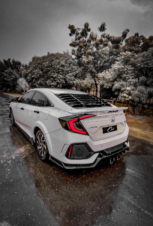 Honda Civic - 2017  Image-1