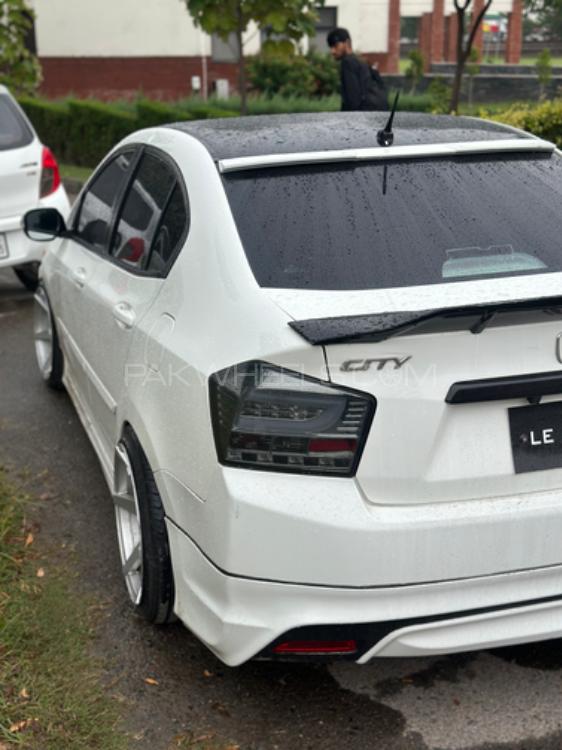 ہونڈا سٹی - 2018  Image-1