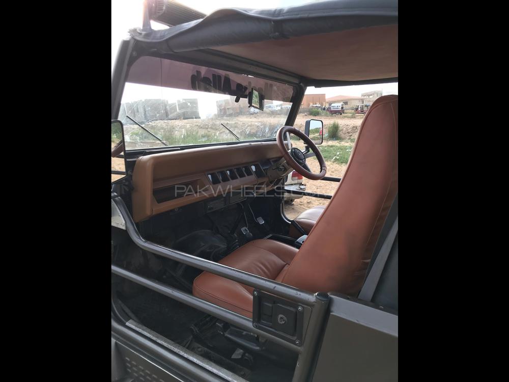Jeep Wrangler 1984 for Sale in Karachi Jeep Wrangler 1984 for Sale in Karachi Image-9
