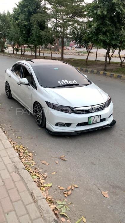 Honda Civic - 2014  Image-1