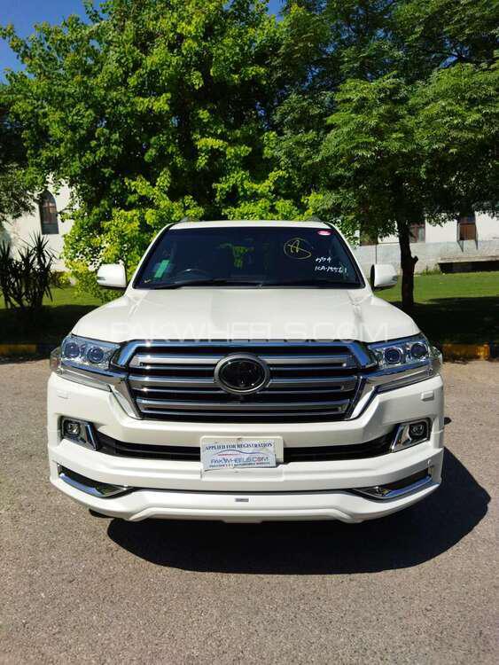 Toyota Land Cruiser 2017 for Sale in Islamabad Image-1
