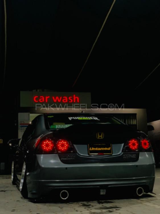Honda Civic - 2010  Image-1