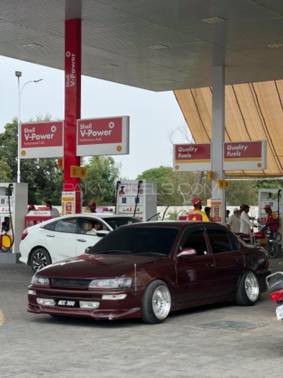 Toyota Corolla - 1999  Image-1