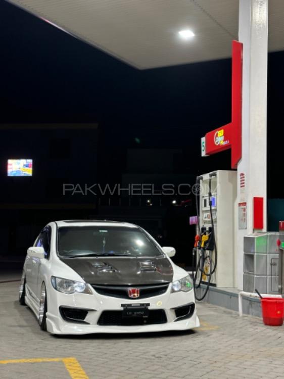 Honda Civic - 2011  Image-1