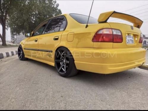 ہونڈا سوک - 2000