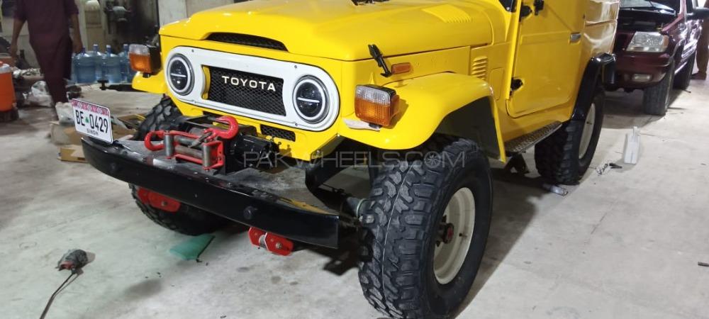 ٹویوٹا لینڈ کروزر - 1984  Image-1