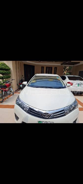 Toyota Corolla 2015 for Sale in Lahore Image-1
