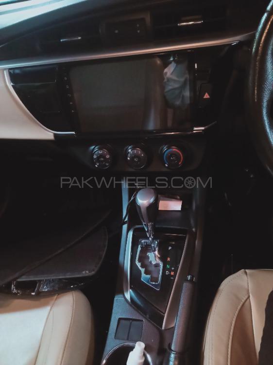 Toyota Corolla 2015 for Sale in Karachi Toyota Corolla 2015 for Sale in Karachi Image-6