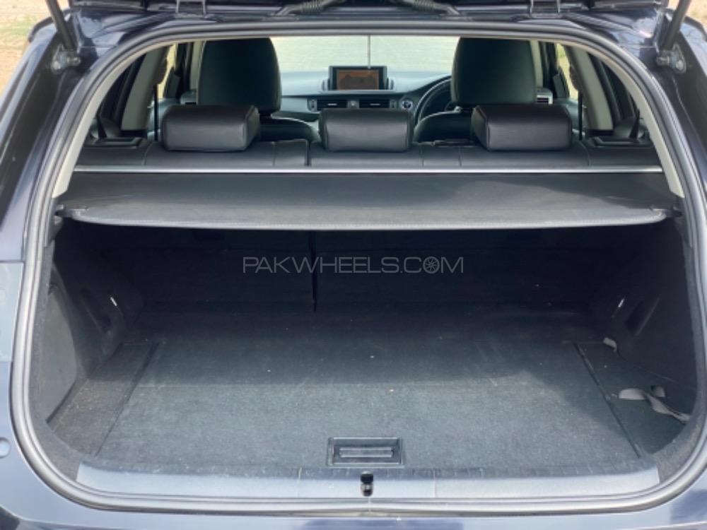 Lexus CT200h 2011 for Sale in Rahim Yar Khan Lexus CT200h 2011 for Sale in Rahim Yar Khan Image-13