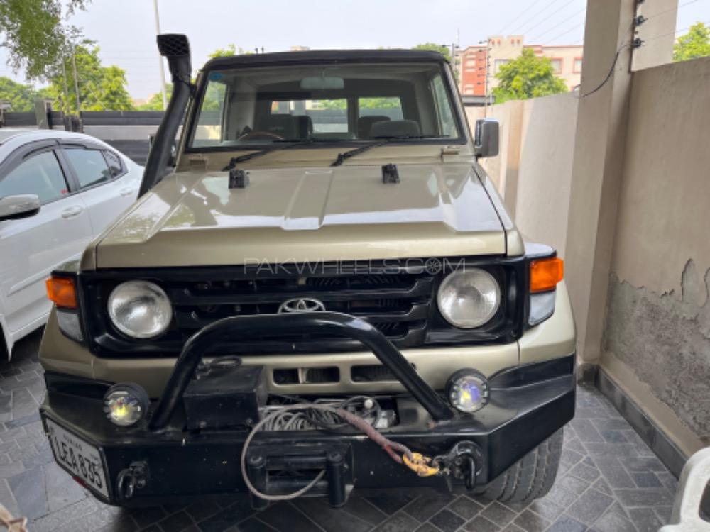 ٹویوٹا لینڈ کروزر - 1986  Image-1