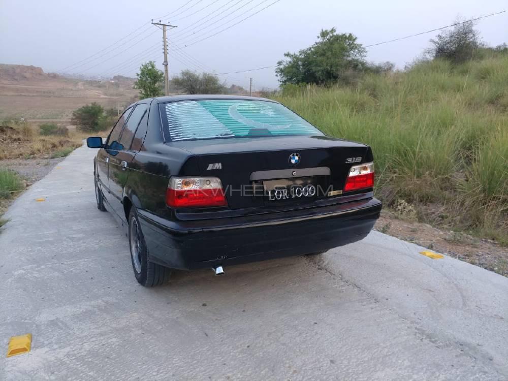 BMW 3 Series 1993 for Sale in Sialkot BMW 3 Series 1993 for Sale in Sialkot Image-3