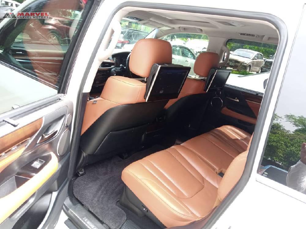 لیکزس ایل ایکس سیریز 2016 for Sale in اسلام آباد لیکزس ایل ایکس سیریز 2016 for Sale in اسلام آباد Image-7