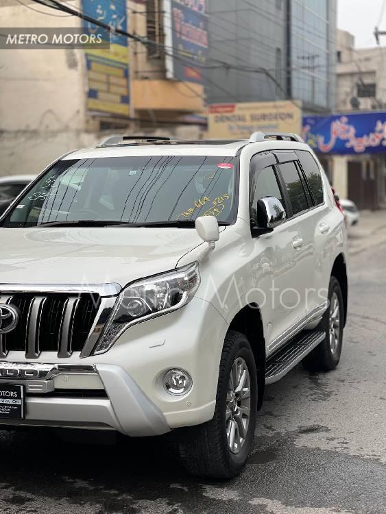 Toyota Prado 2016 for Sale in Lahore Toyota Prado 2016 for Sale in Lahore Image-2