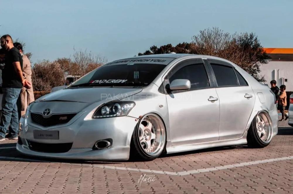 Toyota Belta - 2011  Image-1