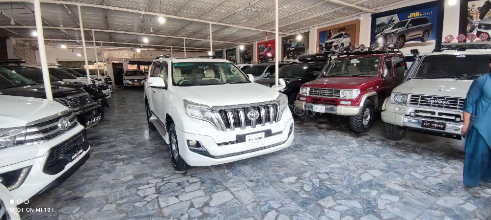 Toyota Prado 2012 for Sale in Peshawar Image-1
