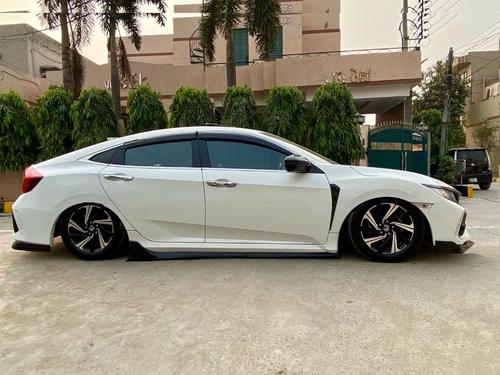 ہونڈا سوک - 2018