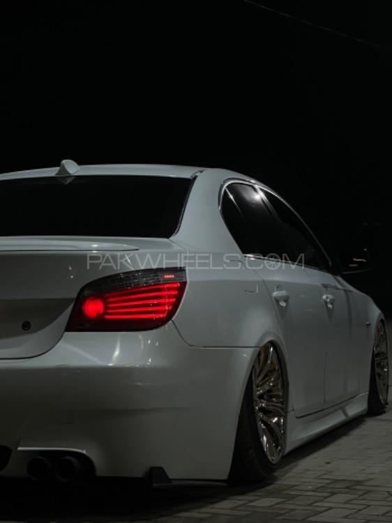 BMW 5 Series - 2007  Image-1