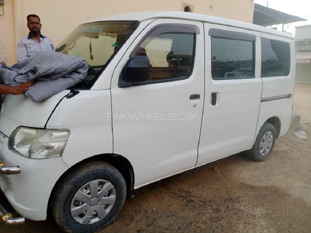 Toyota Town Ace 2009 for Sale in Karachi Image-1