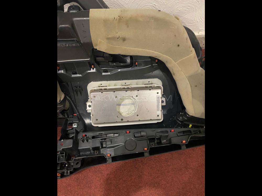 Toyota Prius airbag 2019 Toyota Prius airbag 2019 Image-6