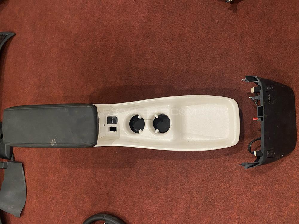 Toyota Prius airbag 2019 Toyota Prius airbag 2019 Image-10