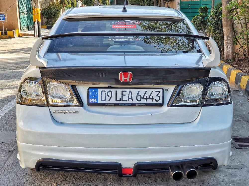 ہونڈا سوک - 2009  ہونڈا سوک - 2009  Image-1