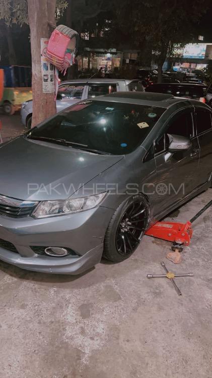 Honda Civic - 2014  Image-1