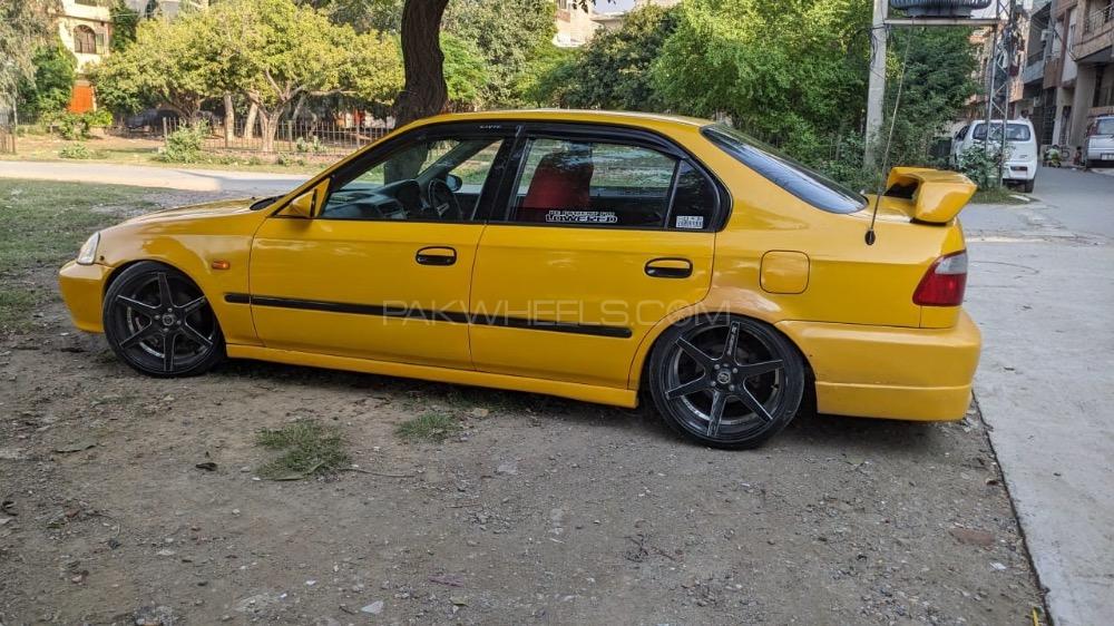 Honda Civic - 2000  Image-1