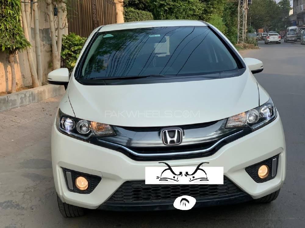 Honda Fit 2014 for Sale in Lahore Image-1